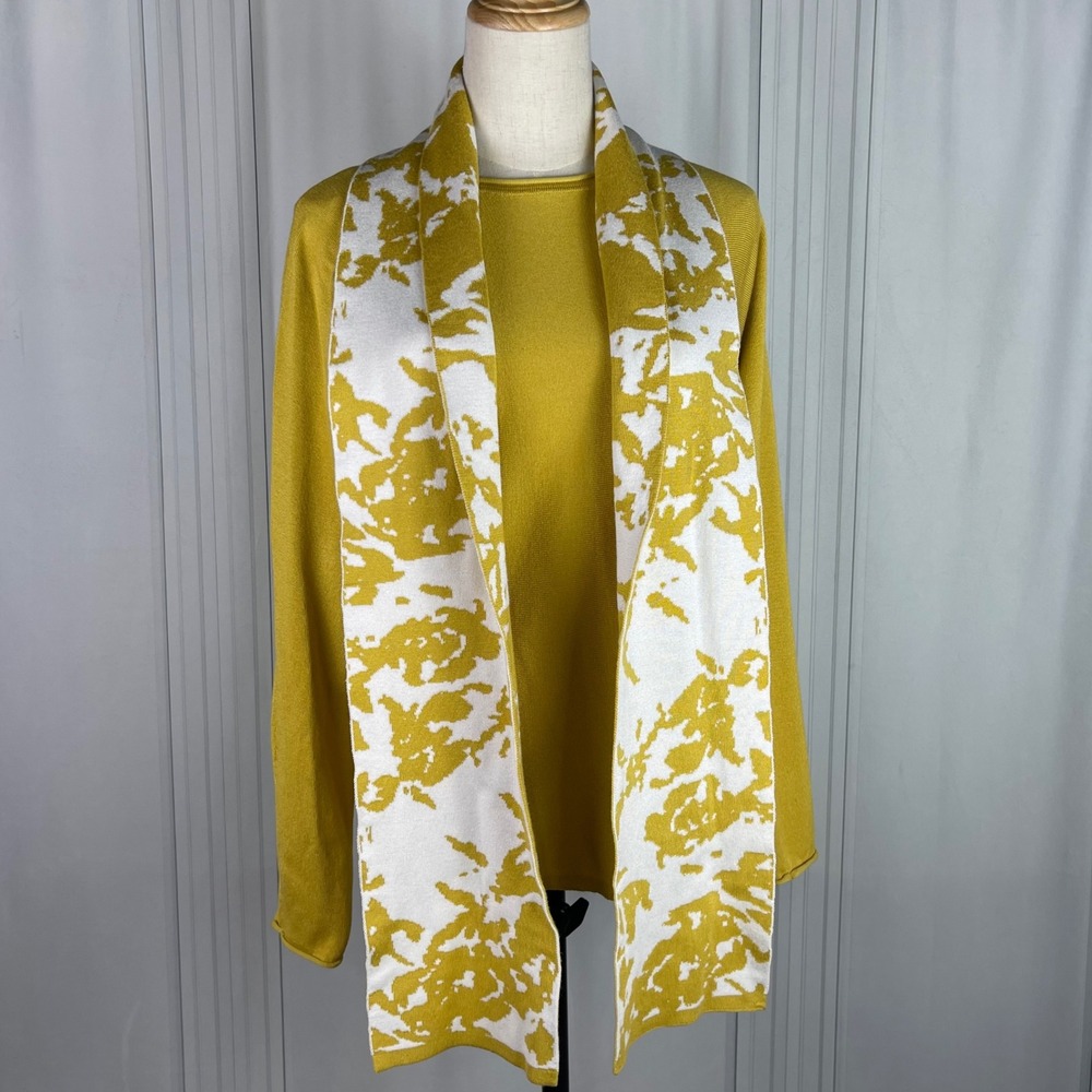 NWT Cynthia Rowley‎ Knit Sweater - Removeable Floral Scarf Mustard/White - Small